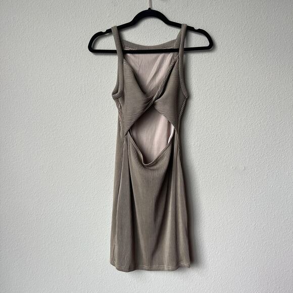 NWT Angel Biba Mocha Brown Ribbed Open Back Cut Out Mini Dress Size M - Picture 4 of 8